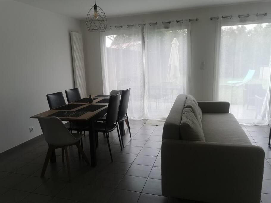 Jolie Maison Entiere Avec 3 Chambres Centre Ville Saint-André-de-Cubzac 외부 사진